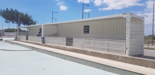 Tribuna-BOX versión 40 pies - 76 plazas