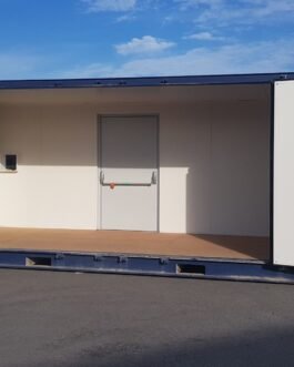 Contenedor BOX montado 20′ Open-Side