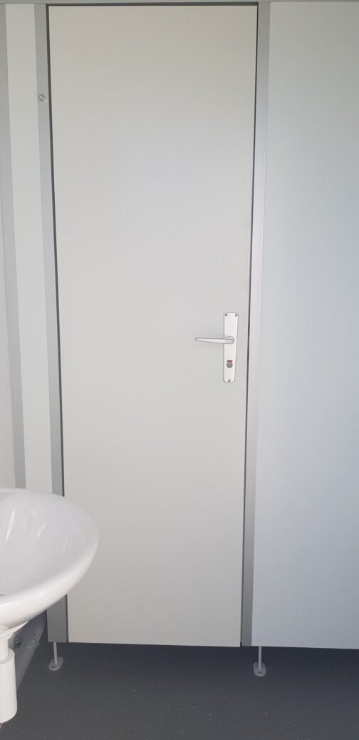 BATIMODULE 20′ Sanitari (4 WC-1 WC PMR-2 URINOIR-3 LAVABI) - immagine 16