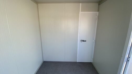 BOX PREFABRICADO CON INODORO, LAVABO Y DUCHA - 5 METROS H 270 - immagine 2